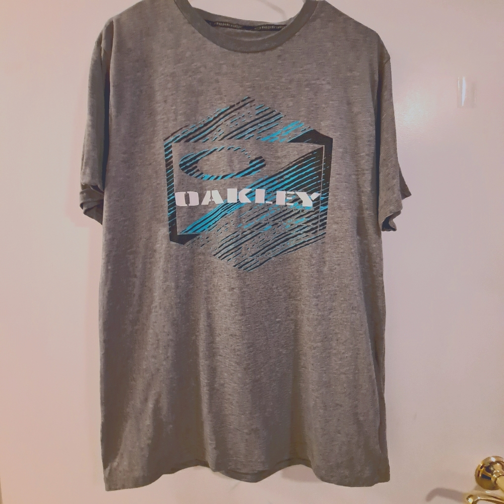 Oakley Men's T-shirt Short Sleeve